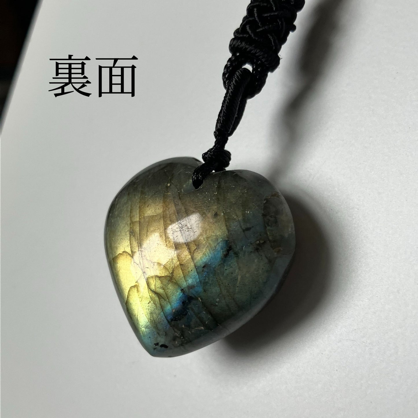 天然ラブラドライト ハートペンダントネックレス｜両面シラー