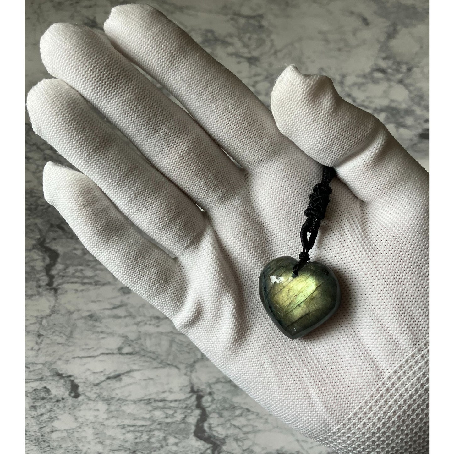天然ラブラドライト ハートペンダントネックレス｜両面シラー