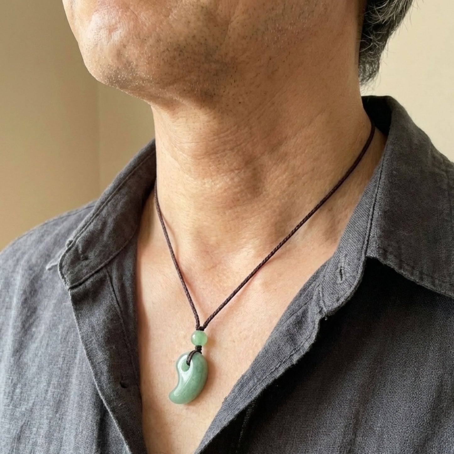 天然無処理 アベンチュリン 勾玉ペンダント｜癒し・お守りアクセサリー