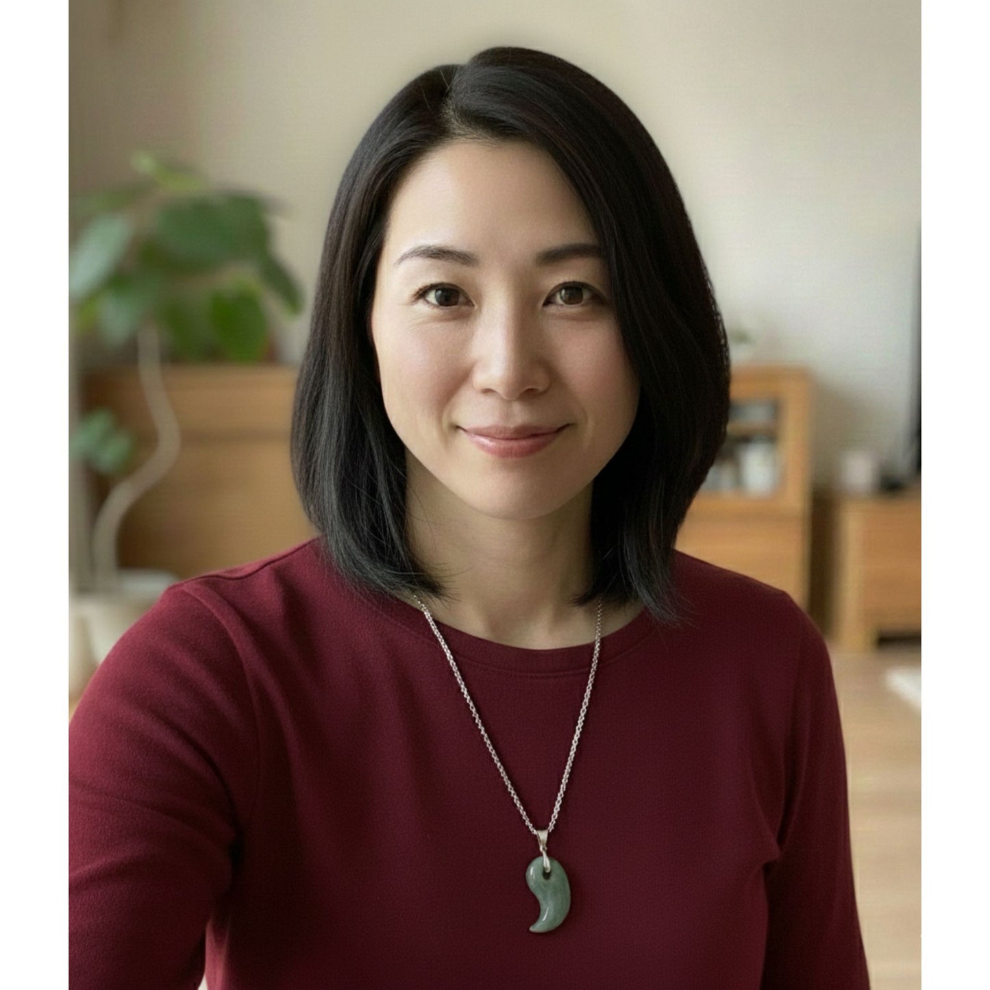 ミャンマー産 天然A貨翡翠 勾玉ペンダント（グリーン）｜本翡翠のお守り